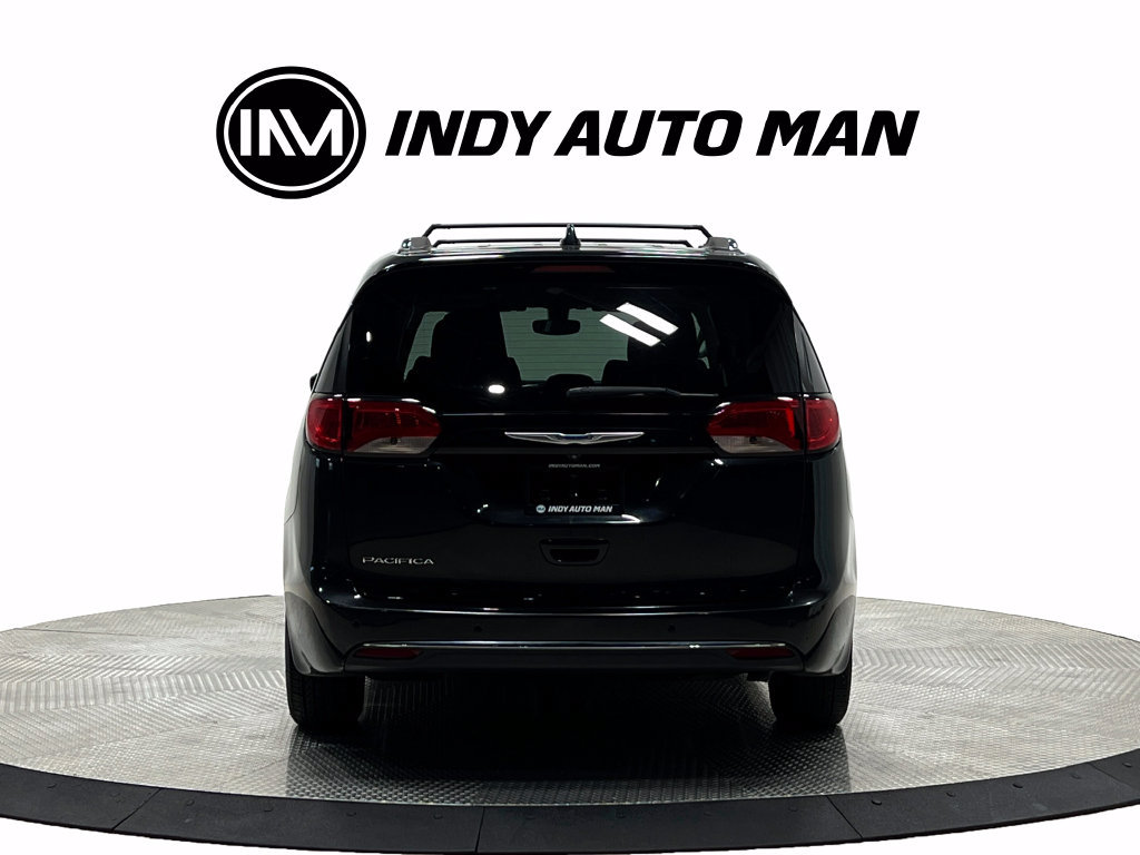 Used 2019 Chrysler Pacifica Touring-L FWD image 5