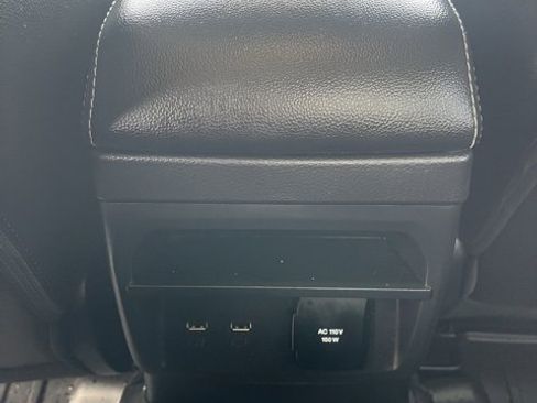 Used 2022 Ford Ranger Lariat w/ Equipment Group 501A High image 10