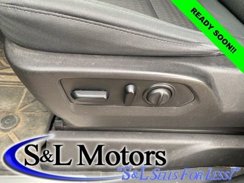 Used 2019 Chevrolet Silverado 1500 LT w/ All-Star Edition image 8