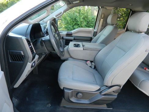 Used 2019 Ford F150 XLT RWD image 12