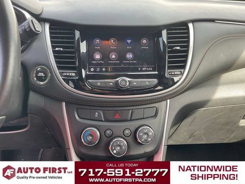 Used 2022 Chevrolet Trax LT w/ Premium Seat Package AWD/4WD image 20