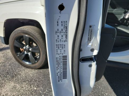 Used 2012 Jeep Patriot Latitude w/ Altitude Pkg image 30