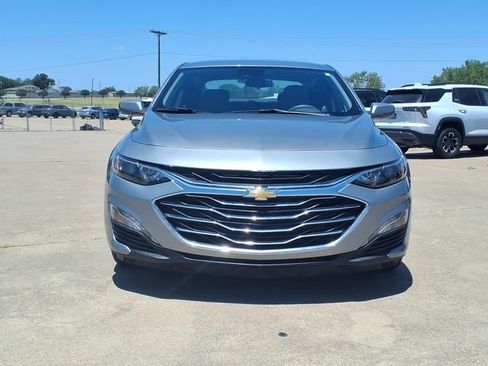 Used 2024 Chevrolet Malibu LT FWD image 2