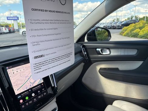 Certified 2026 Volvo XC40 B5 Plus AWD/4WD image 28