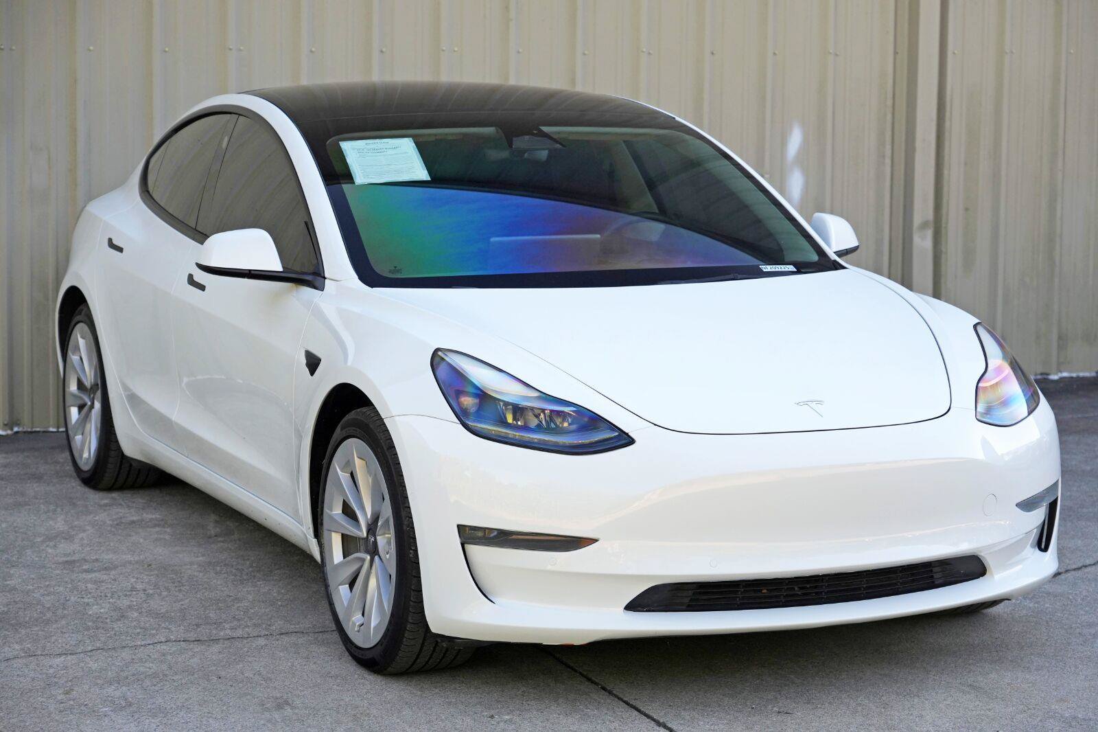 Used 2022 Tesla Model 3 Long Range AWD/4WD image 55