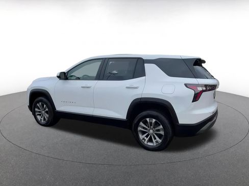 Used 2025 Chevrolet Equinox LT image 10