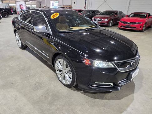 Used 2016 Chevrolet Impala LTZ w/ Enhanced Convenience Package FWD image 20