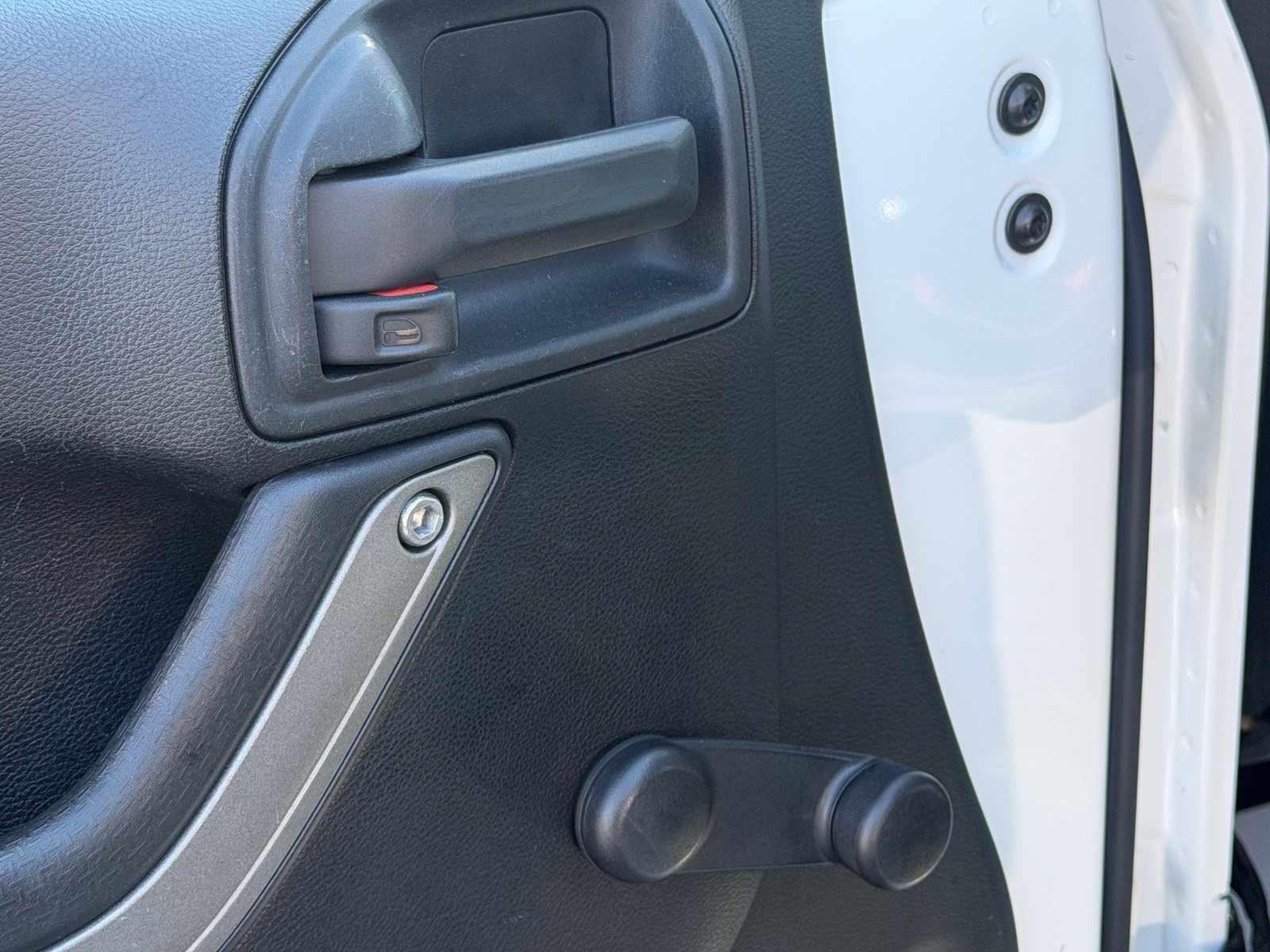 Used 2016 Jeep Wrangler Sport AWD/4WD image 13