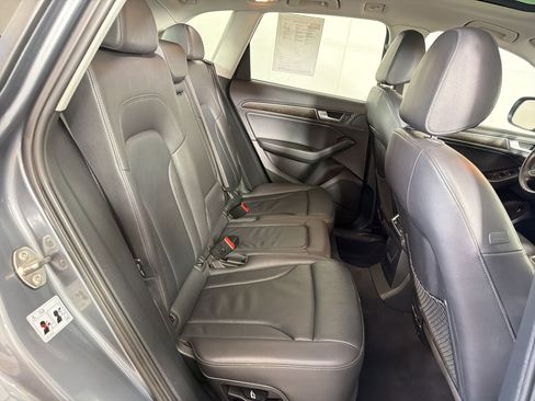 Used 2017 Audi Q5 2.0T Premium AWD/4WD image 28