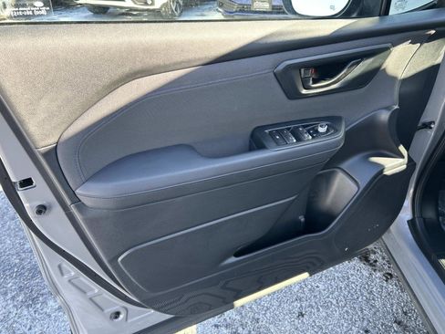 Certified 2025 Subaru Forester Premium image 14