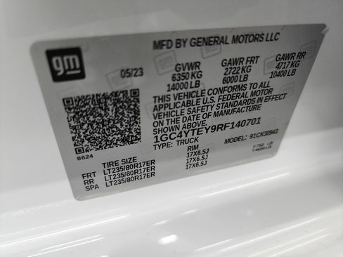 Used 2024 Chevrolet Silverado 3500 LT w/ Convenience Package image 55