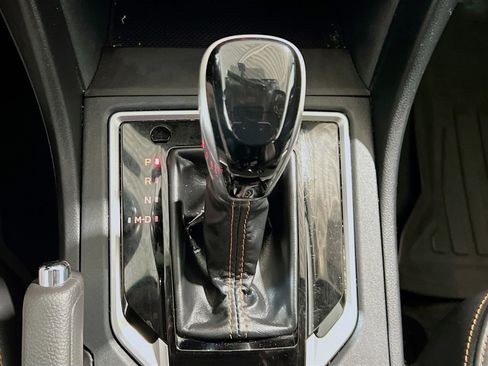 Used 2019 Subaru Crosstrek 2.0i Limited w/ Moonroof Package w/Navigation image 13