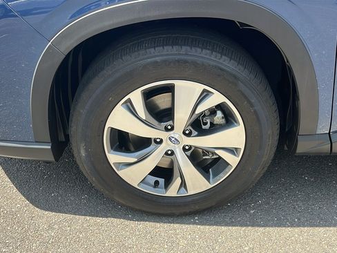 Certified 2022 Subaru Ascent Premium w/ Convenience Package AWD/4WD image 10