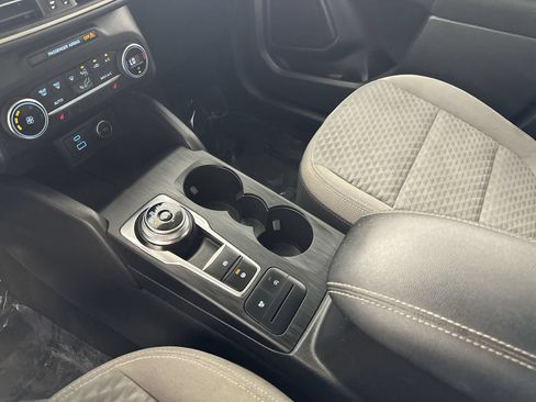 Used 2020 Ford Escape SE FWD image 21