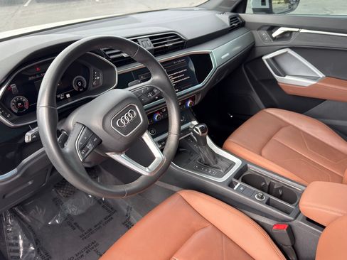 Used 2023 Audi Q3 2.0T Premium Plus w/ Premium Plus Package AWD/4WD image 12