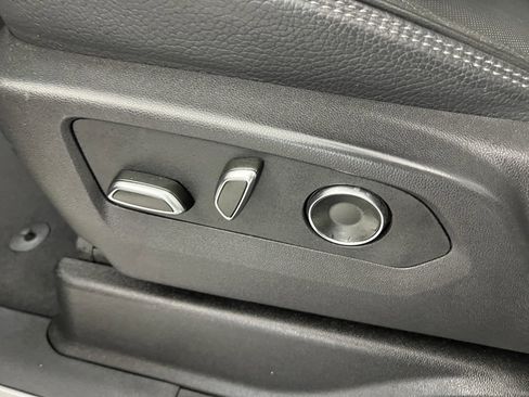 Used 2025 GMC Yukon Denali image 25