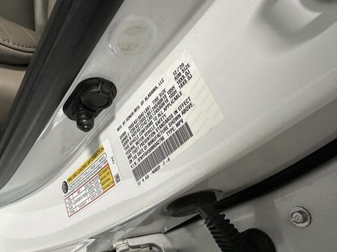 Used 2021 Honda Pilot EX-L image 16