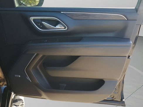 Used 2021 Chevrolet Tahoe Z71 w/ Luxury Package image 41