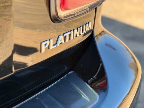 Used 2020 Nissan Armada Platinum w/ Captain's Chairs Package image 10