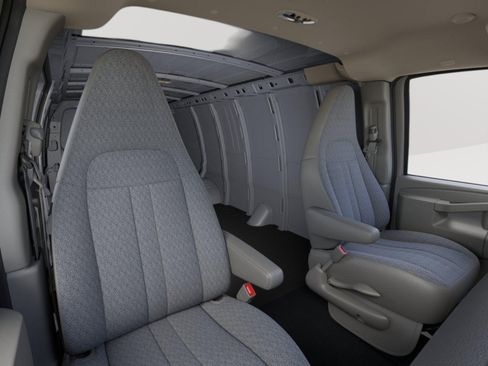 New 2026 Chevrolet Express 2500 Extended RWD image 17