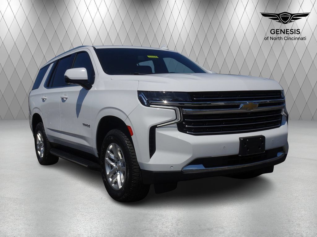Used 2022 Chevrolet Tahoe LT w/ Luxury Package AWD/4WD image 7