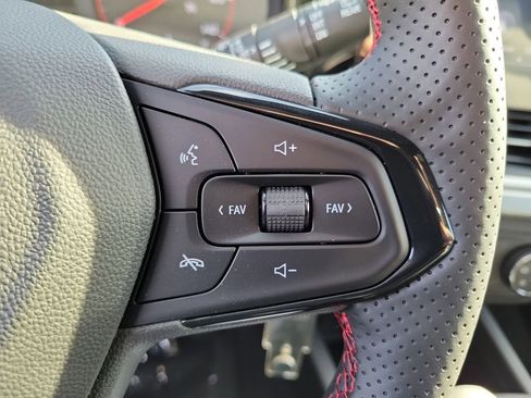 New 2026 Chevrolet Trax RS image 6