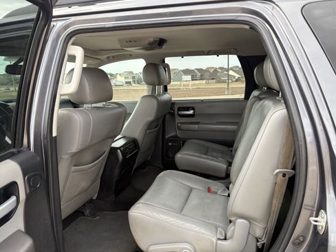 Used 2014 Toyota Sequoia Limited image 13
