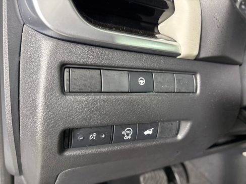Used 2023 Nissan Rogue SL w/ SL Premium Package AWD/4WD image 10