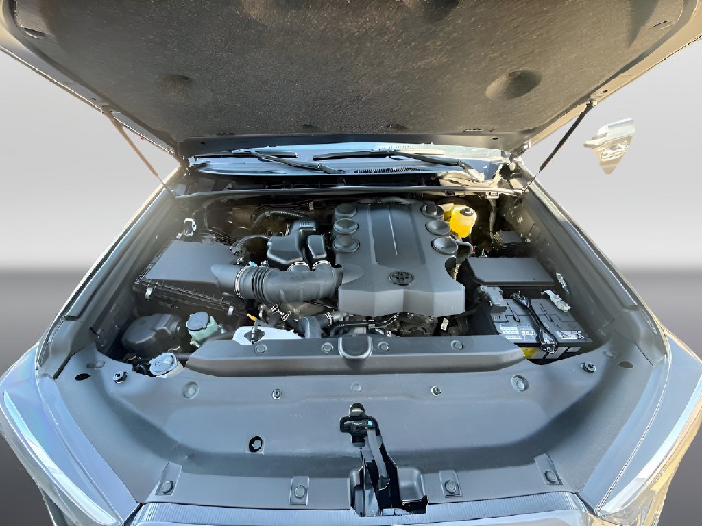 Used 2023 Toyota 4Runner Limited RWD image 33