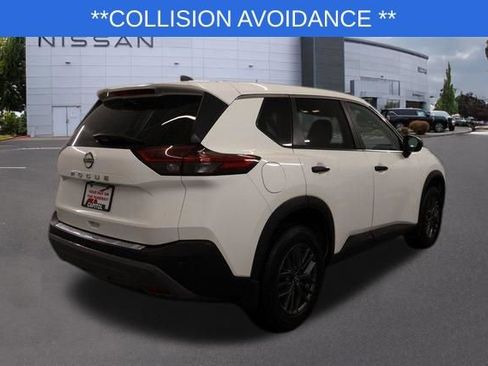 Used 2023 Nissan Rogue S image 3