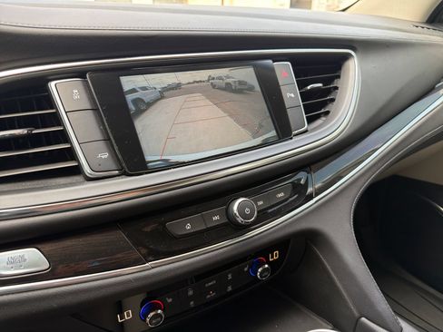 Used 2018 Buick Enclave Essence w/ Trailering Package FWD image 18