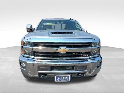 Used 2019 Chevrolet Silverado 2500 LTZ w/ Duramax Plus Package AWD/4WD image 7