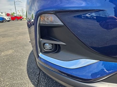 Used 2023 Buick Encore GX Essence w/ Experience Buick Package FWD image 20