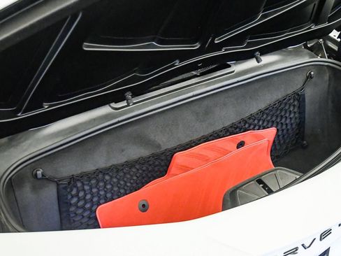 Used 2023 Chevrolet Corvette Stingray Premium Conv w/ Z51 Performance Package RWD image 31