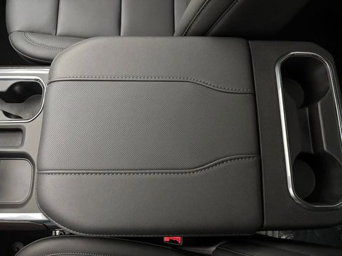 New 2026 GMC Sierra 1500 SLT w/ SLT Premium Package image 29