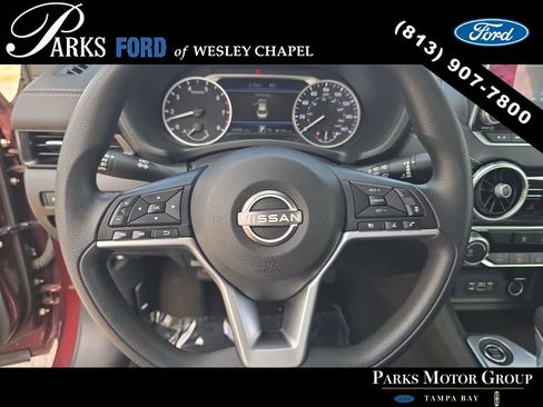 Used 2024 Nissan Sentra SV image 27