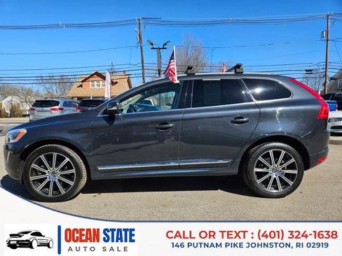 Used 2016 Volvo XC60 T5 Platinum w/ Climate Package image 2
