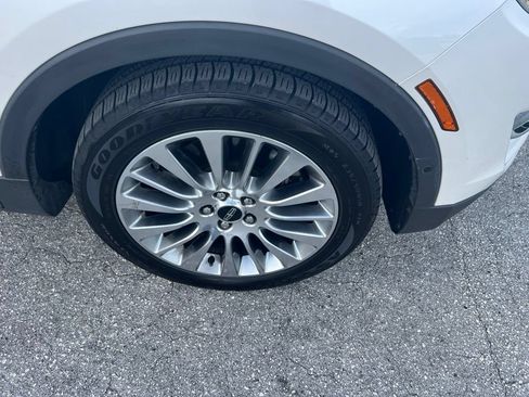 Used 2016 Lincoln MKC Reserve FWD image 12