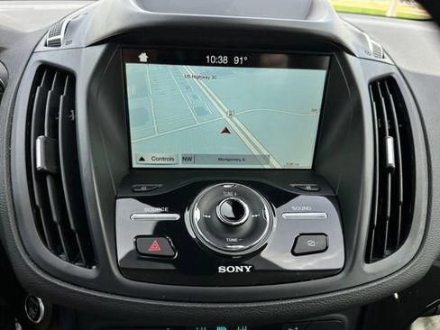 Certified 2019 Ford Escape Titanium AWD/4WD image 17