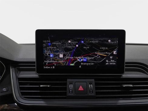 Used 2018 Audi Q5 2.0T Premium Plus w/ Premium Plus Package image 23