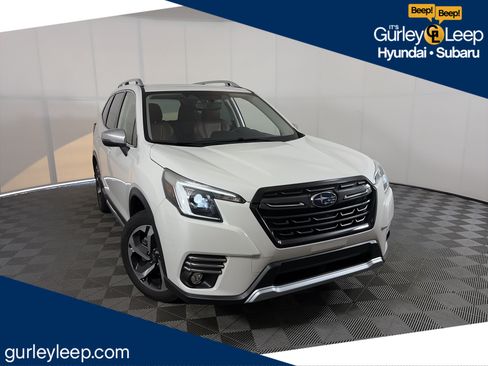 Certified 2023 Subaru Forester Touring AWD/4WD image 1
