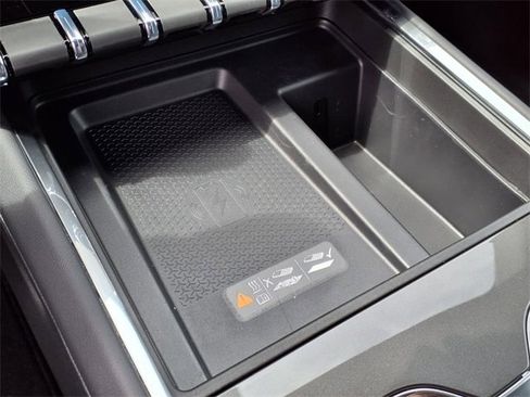 New 2026 GMC Acadia Elevation image 17