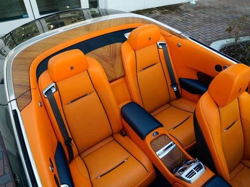 Used 2016 Rolls-Royce Dawn image 96