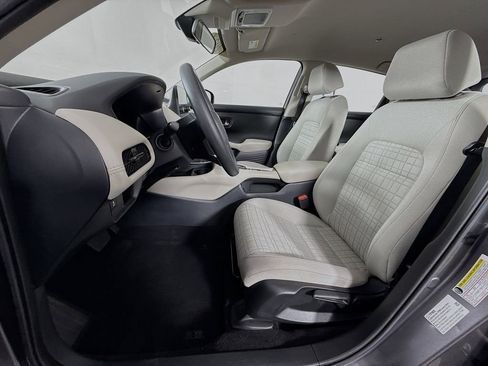 Certified 2024 Honda HR-V LX image 18