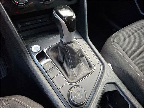 Certified 2024 Volkswagen Tiguan S image 14