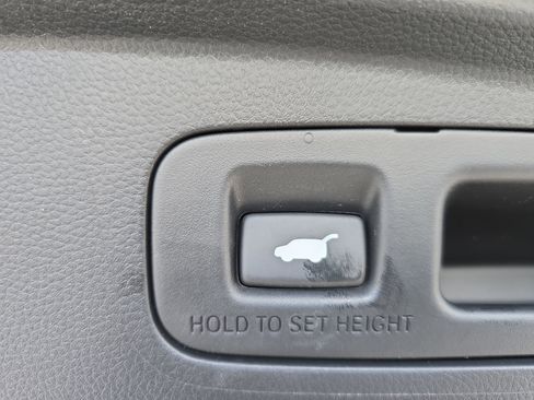 Used 2024 Honda CR-V EX-L image 14