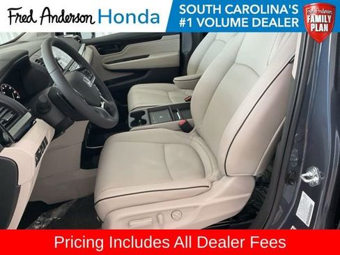 New 2026 Honda Odyssey Touring image 4