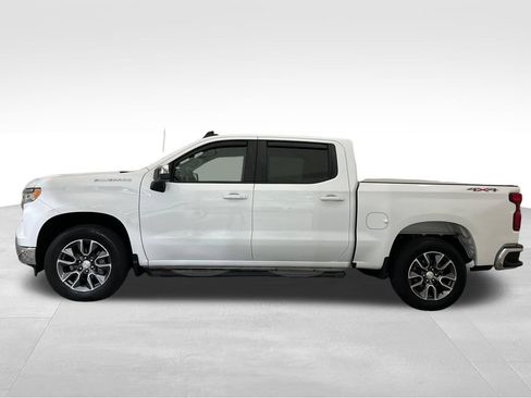 Used 2023 Chevrolet Silverado 1500 LT AWD/4WD image 2