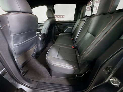 Used 2024 Nissan Titan PRO-4X image 28