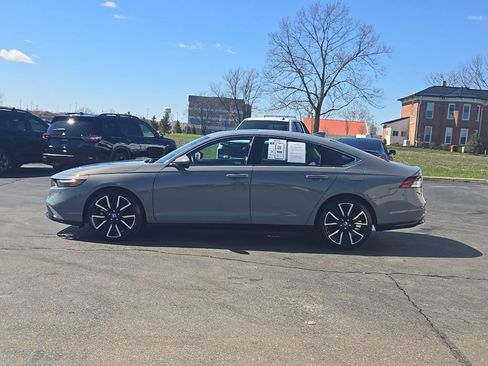 Certified 2025 Honda Accord Touring image 4
